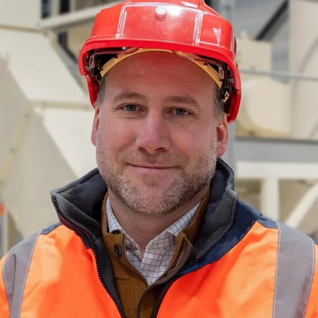 photo thibaud de la brosse, nouveau directeur général adjoint de néolithe.  ©  néolithe