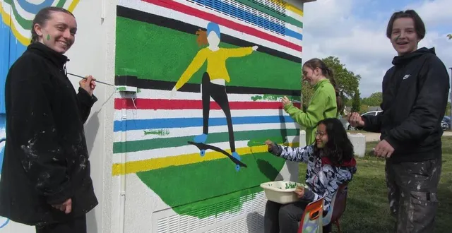 photo  ils et elles ont eu recours à leur imagination dans l’évocation des diverses compétitions de ces prochains jeux olympiques qui se dérouleront à paris. ici le skateboard dont beaucoup de jeunes sont passionnés.  &copy;  co 