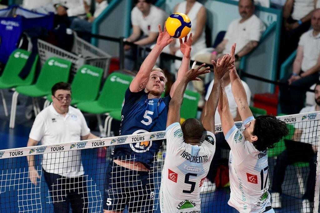 Volley-ball. Ligue AM : Le Saint-Nazaire VBA, Champion à Plus D’un ...