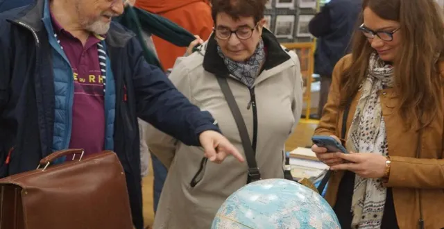 photo  l’exposition sur les photos de classes anciennes organisée par les forgerons d’antoigné a eu lieu ce week-end, à la salle des fêtes.  &copy;  ouest-france 