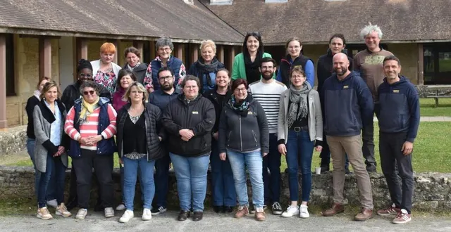 photo  l’équipe pédagogique construit le projet pour l’établissement.  &copy;  le maine libre 