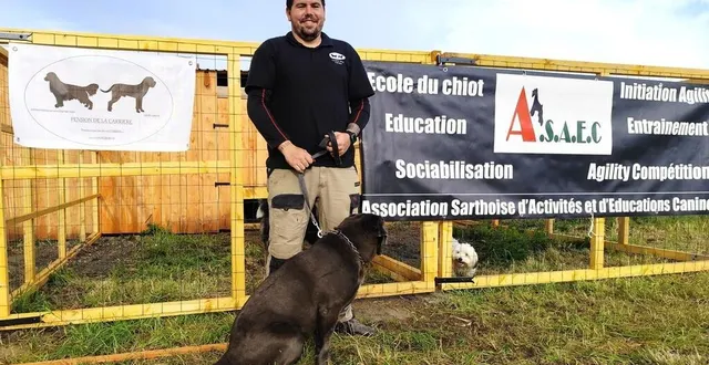 photo  camille dupont, accompagné de son chien tantor, peut accueillir jusqu’à neuf chiens simultanément.  &copy;  le maine libre 