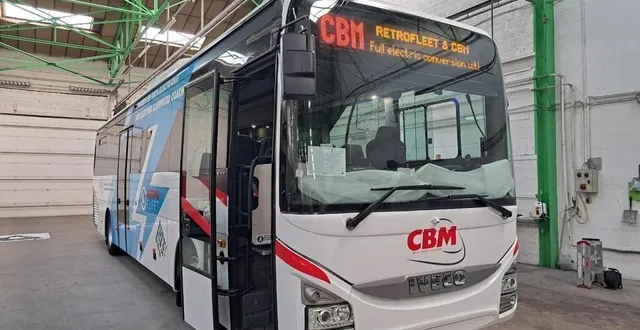 photo  cbm investit dans le rétrofit pour électrifier les bus et les cars.  &copy;  retrofleet 