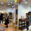 photo  la boutique éphémère d’alençon (orne) propose plusieurs produits fabriqués par des artisans locaux. 