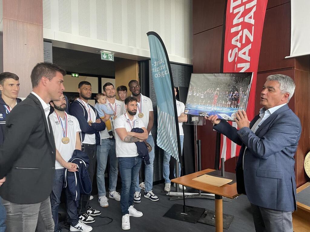 Et Si Le Saint-Nazaire Volley Jouait La Ligue Des Champions à La ...