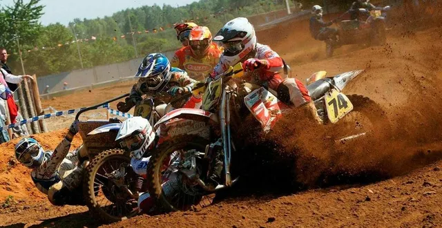 photo  le circuit motocross marcel seery, à torcé-en-vallée, accueille l’élite française du sidecar cross ce jeudi 9 mai.  &copy;  arnaud despelchain 