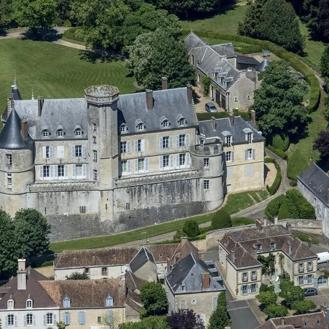photo le château de montmirail date du xve siècle.  ©  ouest-france