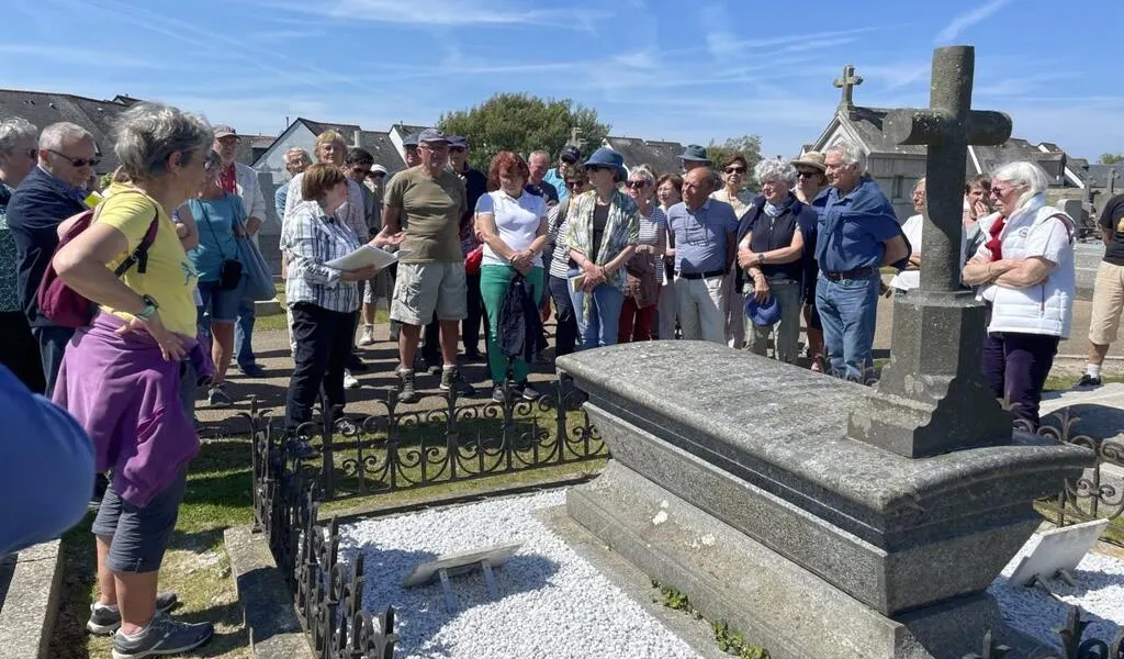 SaintCastleGuildo. Le cimetière de SaintCast a livré son histoire . Sport SaintBrieuc