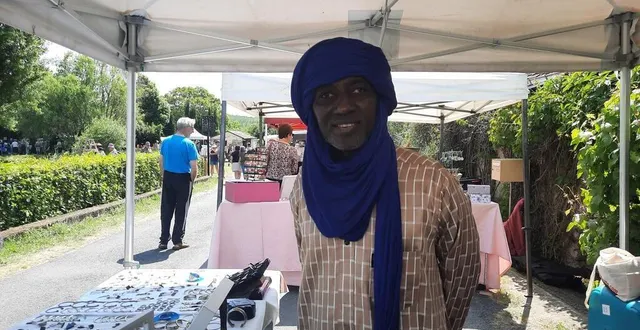 photo  porteur d’un savoir-faire ancestral, ibrahim khamed rissa descend d’une longue lignée de forgerons touaregs.  &copy;  ouest-france 