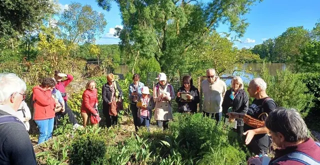 photo  michaël jaunet, coach jardin et guide botanique, lance sa saison de formation.  &copy;  michaël jaunet 