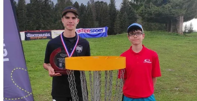 photo  les deux frères, dorian à gauche et timéo, ont eu chacun de bons résultats dans leur catégorie.  &copy;  ouest-france 