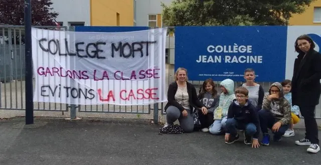 photo  parents, enfants et enseignants s’opposent à cette réforme.  &copy;  co 