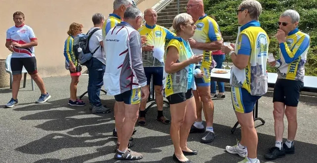 photo  les randonneurs castéloriens proposent tout château en rando en partenariat avec la ville de montval-sur-loir.  &copy;  archives le maine libre 