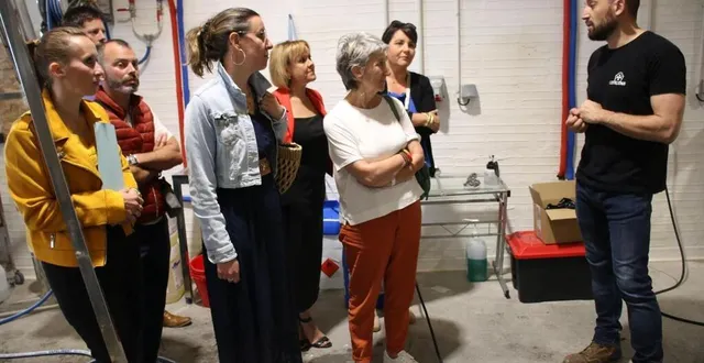 photo  pour la 25e édition du printemps bio, les acteurs sarthois de l’agriculture biologique invitent à découvrir leur travail à travers différentes animations : expos, concerts, marchés de producteurs, visites, dégustations, randonnées… ici, une visite de la brasserie mage malt, à mamers.  &copy;  archives ouest-france 