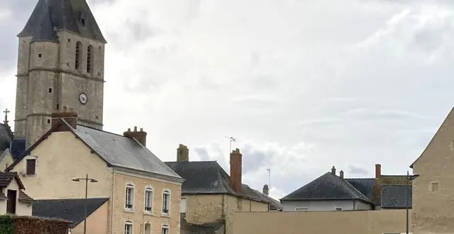 photo  la place du forum telle qu’elle se présente avant les travaux d’aménagement pour le parking.  &copy;  ouest-france 