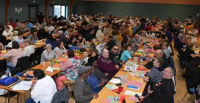 photo  500 personnes ont participé à ce loto.  &copy;  le maine libre 