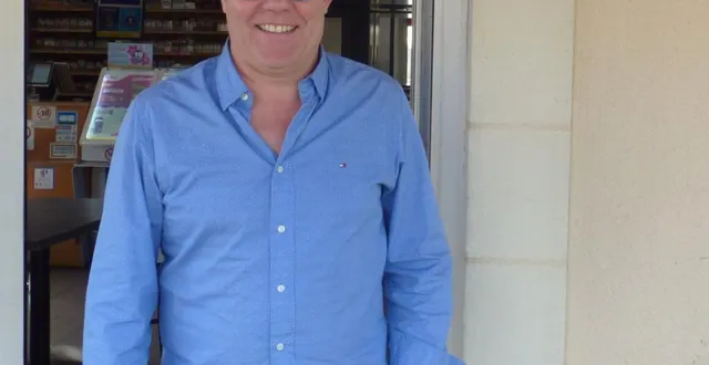 photo  depuis le 13 mai, thierry marchand est le nouveau gérant du bar tabac. il a repris l’ensemble des services proposés par son prédécesseur, dont le dépôt du journal ouest france.  &copy;  ouest-france 
