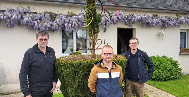 photo  jean-luc gaultier, tom delarue et jérémy prévost, habitants du bocage, seront tous les trois volontaires lors des jeux olympiques et paralympiques de paris cet été.  &copy;  ouest-france 