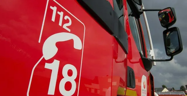 photo  incendie dans un bâtiment agricole, lundi, à vivoin.  &copy;  archives david ademas/ouest-france 