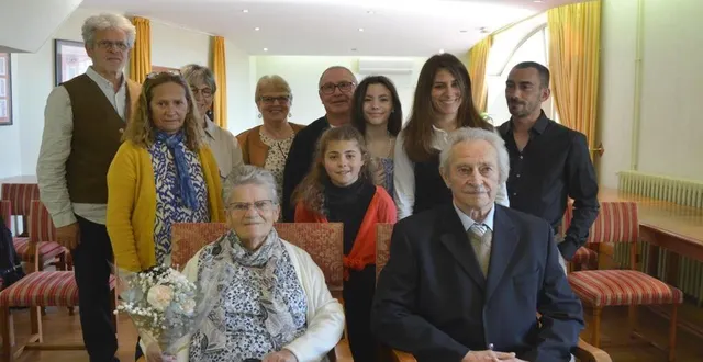 photo  jeanine et michel grimal viennent de fêter leurs 70 ans de mariage.  &copy;  ouest-france 