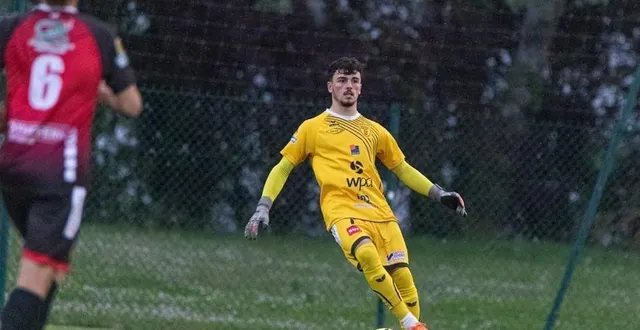 photo  nathan bontemps, gardien de thouars foot 79 en d1, a terminé en tête du classement des étoiles 2023-2024 du courrier de l’ouest.  &copy;  co - clémence chauvin 