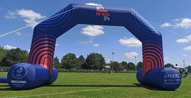 photo  la magnifique arche gonflable invitera petits et grands à participer aux activités sportives proposées, samedi 25 mai, par le comité départemental olympique et sportif (cdos 49).  &copy;  co 