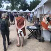 photo pas loin de 200 artistes seront au parc théodore-monod au mans pour plumes et pinceaux.