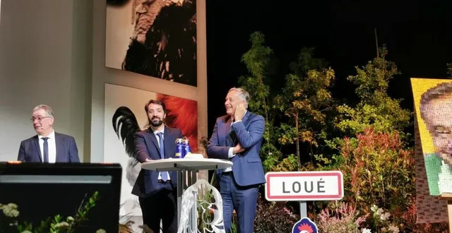 photo  erwan et yves de la fouchardière, passage de relai directeur des fermiers de loué, le jeudi 23 mai 2024 au mans (sarthe).  &copy;  ouest-france 