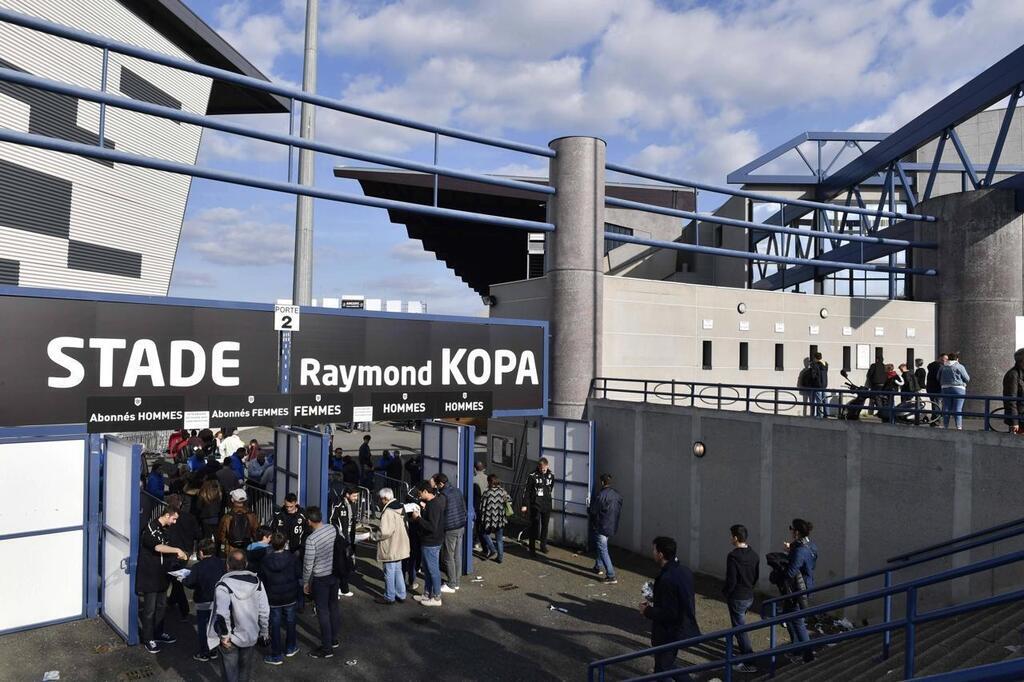 Angers SCO. 2 % de spectateurs en moins au stade Raymond-Kopa cette ...