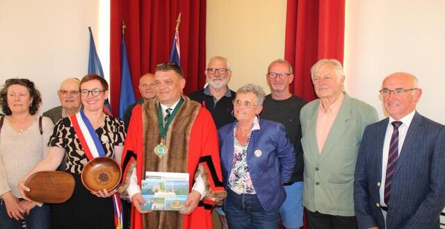 Les Monts-d'Aunay. Le jumelage avec Holsworthy fête ses 50 ans - Caen ...