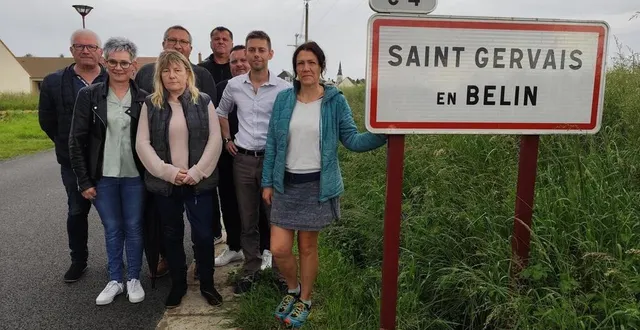 photo  une partie du collectif gervaisien opposé au projet de fusion.   &copy;  le maine libre. 