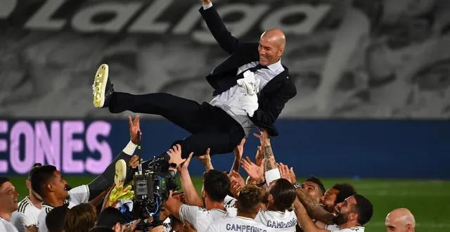 photo  zinédine zidane, considéré comme l’un des plus grands footballeurs de tous les temps, sera le starter de la 92e édition des 24 heures du mans. ici en juillet 2020, après la victoire du real madrid, entraîné par zidane.  &copy;  afp 