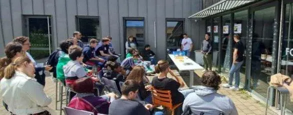 photo  un des ateliers conçu et mené par les élèves de seconde à destination des collégiens.  &copy;  ouest-france 