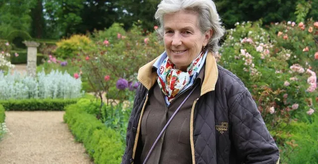 photo  organisatrice de la fête des jardiniers du château du lude, barbara de nicolaÿ fêtera les trente ans de la manifestation ce week-end des 1er et 2 juin 2024.  &copy;  ouest-france 