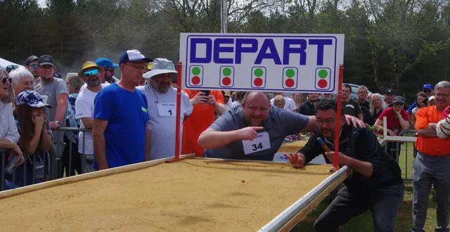 photo  le grand départ pour cette 20e édition.  &copy;  le maine libre 