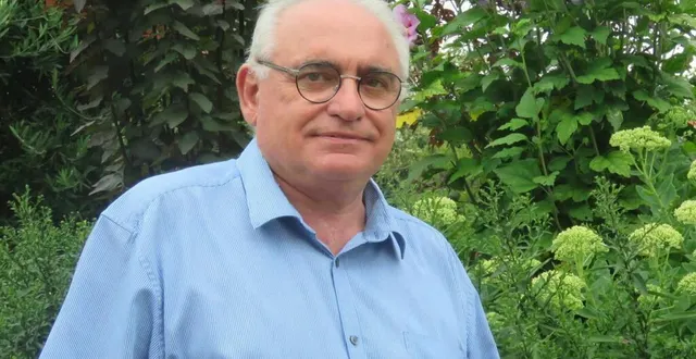 photo  joël juillet, 5e adjoint à aigné, en charge du cadre de vie et de l’environnement.  &copy;  le maine libre 