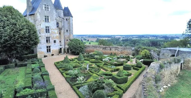 photo  un aperçu de ce que découvriront les visiteurs ce week-end aux jardins du donjon.  &copy;  le maine libre 