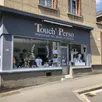 photo  le magasin touch’perso, rue de la boule, à flers (orne), a été le premier à bénéficier du dispositif ma boutique test, en 2017. 