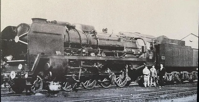 photo  le dépôt sncf d’argentan.  &copy;  collection privée 