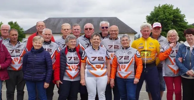 photo  des organisateurs heureux de cette édition.  &copy;  le maine libre 