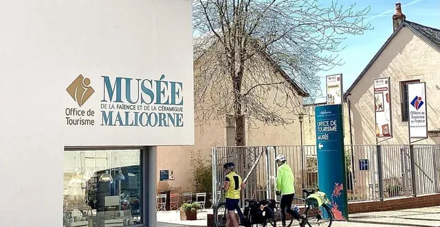 photo  le musée de la faïence et de la céramique à malicorne sur sarthe va s’occuper de la valorisation de cette collection conçue dans la manufacture de bonnétable.  &copy;  archives ouest-france 