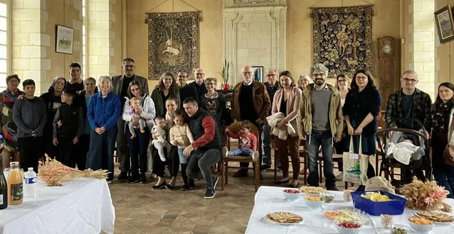 photo  les nouveaux arrivants et les bébés de l’année ont été reçus à la mairie.  &copy;  co 