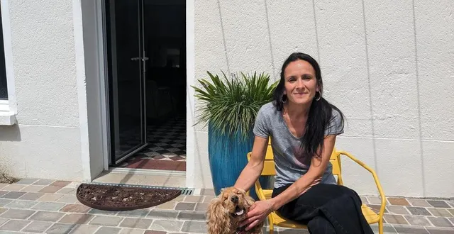photo  myriam pichard, 43 ans, a quitté son emploi en 2022 pour préparer l’ouverture du gîte la demoiselle. un choix important qui lui permet de renouer avec le contact humain et l’échange.  &copy;  ouest-france 