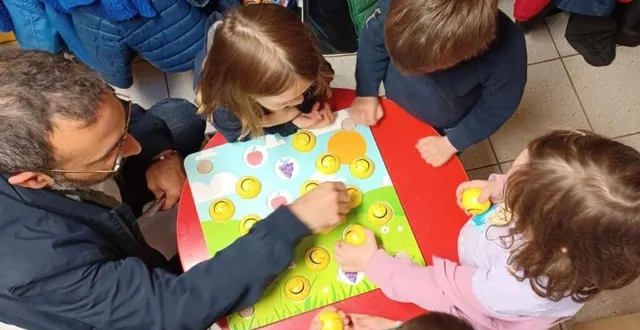 photo  les enfants ont pris plaisir à pratiquer les mathématiques de façon ludique.  &copy;  co 