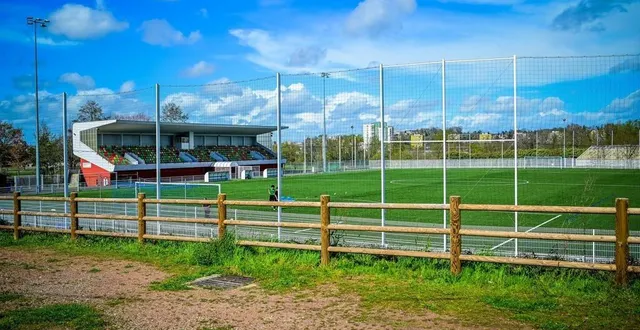 photo  le stade de la californie accueillera un match caritatif le 8 juin 2024.  &copy;  photo le maine libre – yvon loué 