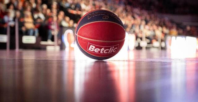 Basket. Le Stade Rochelais Promu En Betclic Élite Pour La Première Fois ...