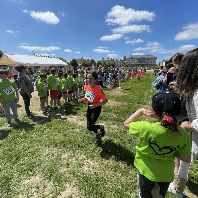 photo on file vers l’arrivée, sur le champ de foire d’argentan.  ©  ouest-france