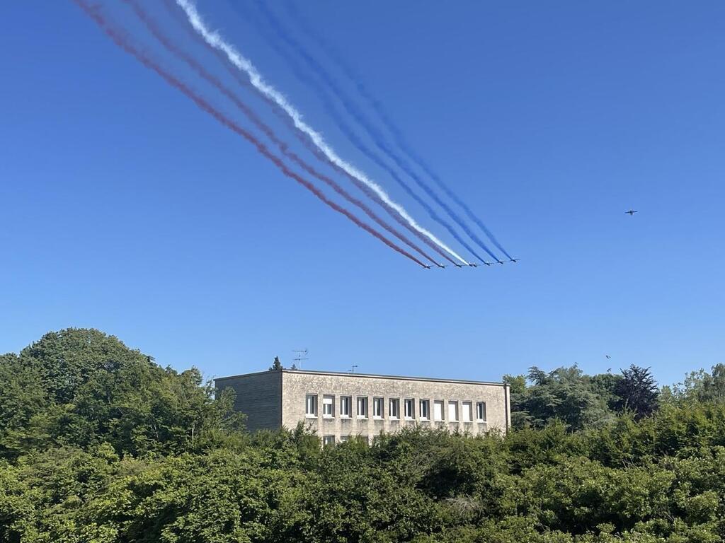 80e D-Day. Le « beau clin d’œil » de la Patrouille de France aux ...