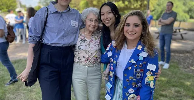 photo  eveliina virta, claudette calais, melisa peres-alvares et constance eltgen. elles n’ont pas la même origine, ni le même âge, mais un point commun : le rotary club de sablé-sur-sarthe.  &copy;  ouest-france 