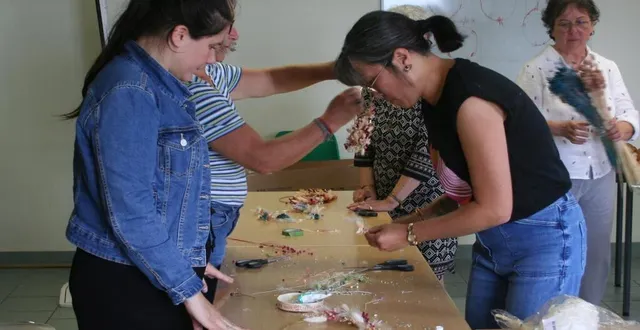 photo  il faut un brin de patience et de créativité pour cet atelier.  &copy;  le maine libre 